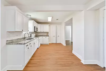 1014 49th Street, Galveston, TX 77551 - Photo 9