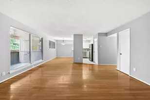 7714 Renwick Dr, Houston, TX 77081 - Photo 7