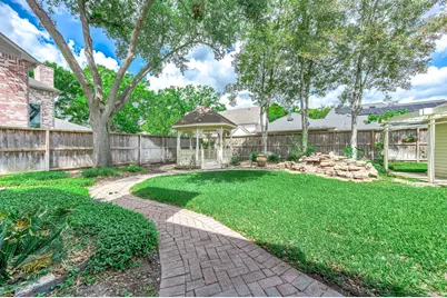 3702 Belle Grove Ln, Sugar Land, TX 77479 - Photo 3