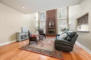 3702 Belle Grove Ln, Sugar Land, TX 77479 - Photo 7