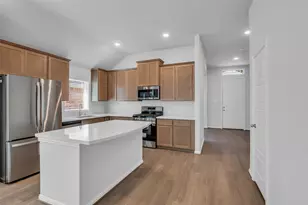 2215 Villa Bella Ln, Friendswood, TX 77546 - Photo 5