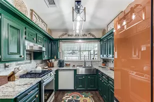 1433 N Park Ridge Dr, Deer Park, TX 77536 - Photo 9