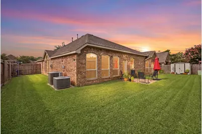 13615 Cotton Run, Mont Belvieu, TX 77523 - Photo 11