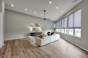 1221 Missouri St, Houston, TX 77006 - Photo 9