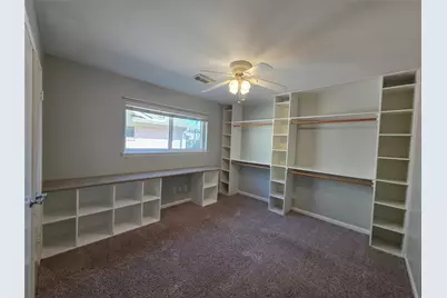 11219 Valley Spring Drive, Houston, TX 77043 - Photo 19