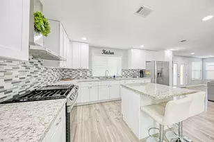 11907 Hedgegate Dr, Houston, TX 77065 - Photo 5