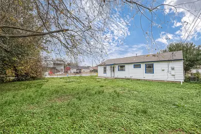 9302 Fairland Drive, Houston, TX 77051 - Photo 15