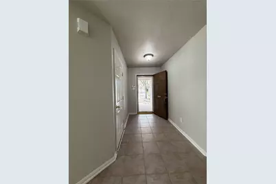 54 E Misty Dawn Drive, The Woodlands, TX 77385 - Photo 3