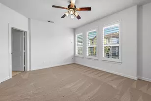 12 Tassia Ln, Pasadena, TX 77058 - Photo 15