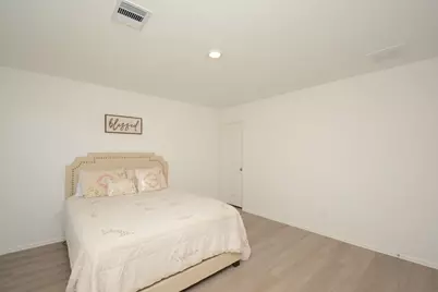 379 Jewett Meadow Drive, Magnolia, TX 77354 - Photo 17