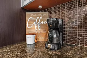 3045 Clinton Dr, Houston, TX 77020 - Photo 11