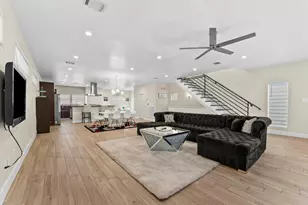 3045 Clinton Dr, Houston, TX 77020 - Photo 15