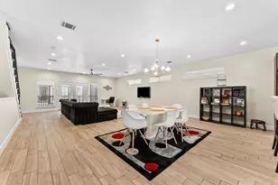 3045 Clinton Dr, Houston, TX 77020 - Photo 1