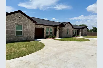 9508 Quaker Court #A, Rosharon, TX 77583 - Photo 1