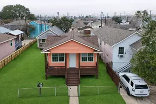 5410 Avenue M, Galveston, TX 77551 - Photo 3