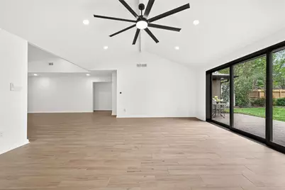 6003 Benning Drive, Houston, TX 77096 - Photo 9