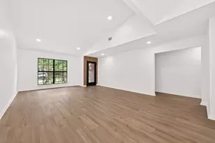 6003 Benning Dr, Houston, TX 77096 - Photo 15