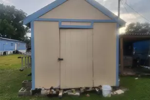 4404 34th St, Dickinson, TX 77539 - Photo 7