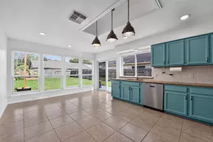 16215 Havenhurst Dr, Houston, TX 77059 - Photo 13