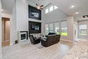 10015 Crescent Wood Dr, Missouri City, TX 77459 - Photo 11