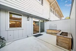 2415 Jamestown Mall, Houston, TX 77057 - Photo 39