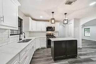 1206 Layton St, Baytown, TX 77520 - Photo 11
