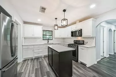 1206 Layton Street, Baytown, TX 77520 - Photo 11