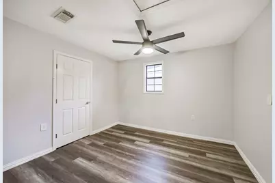 1206 Layton Street, Baytown, TX 77520 - Photo 25