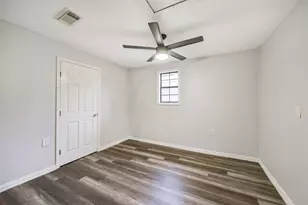 1206 Layton St, Baytown, TX 77520 - Photo 25