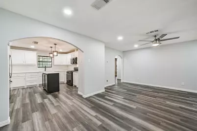 1206 Layton Street, Baytown, TX 77520 - Photo 9