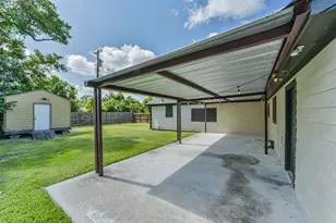 1206 Layton St, Baytown, TX 77520 - Photo 33