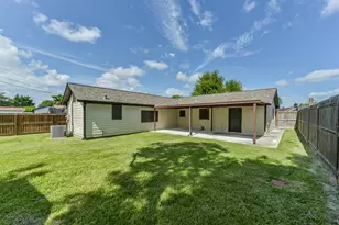 1206 Layton St, Baytown, TX 77520 - Photo 35