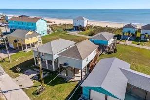 1840 Pompano Ln, Crystal Beach, TX 77650 - Photo 17