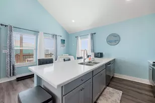 1840 Pompano Ln, Crystal Beach, TX 77650 - Photo 7