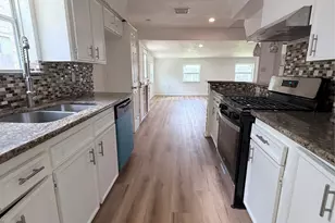 12214 Corona Ln, Houston, TX 77072 - Photo 9
