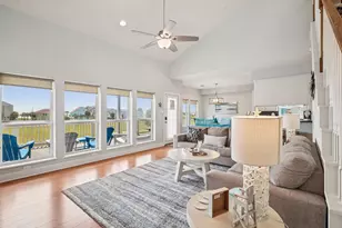 18423 Shaman Dr, Galveston, TX 77554 - Photo 7