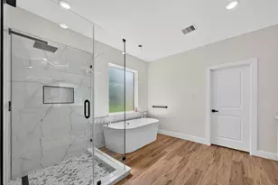 18402 Steele Point Dr, Crosby, TX 77532 - Photo 19