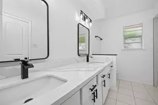 1123 Suwanee Ln, Houston, TX 77090 - Photo 35