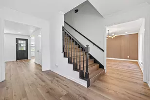 1123 Suwanee Ln, Houston, TX 77090 - Photo 7