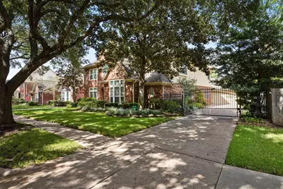 4447 Balboa Drive, Sugar Land, TX 77479 - Photo 3