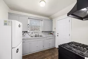 1501 Godwin St, Houston, TX 77023 - Photo 11