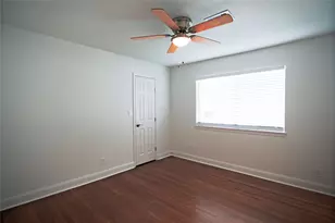 8006 Richmond Ave, Houston, TX 77063 - Photo 15
