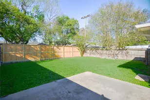 8006 Richmond Ave, Houston, TX 77063 - Photo 27