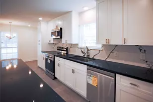 8006 Richmond Ave, Houston, TX 77063 - Photo 13