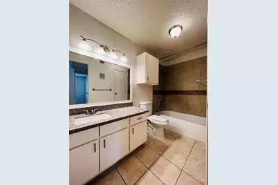 2750 Holly Hall Street #1211, Houston, TX 77054 - Photo 11
