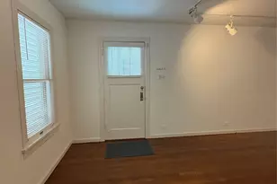 2011 33rd St, Galveston, TX 77550 - Photo 9