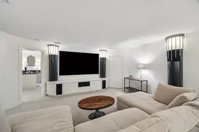 30 Hackberry Lane #A, Houston, TX 77027 - Photo 35