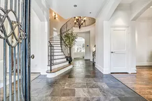 30 Hackberry Ln, Houston, TX 77027 - Photo 1