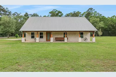 413 Barnett Lane, Livingston, TX 77351 - Photo 1