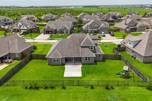 14407 Meadowlands Dr, Mont Belvieu, TX 77523 - Photo 33